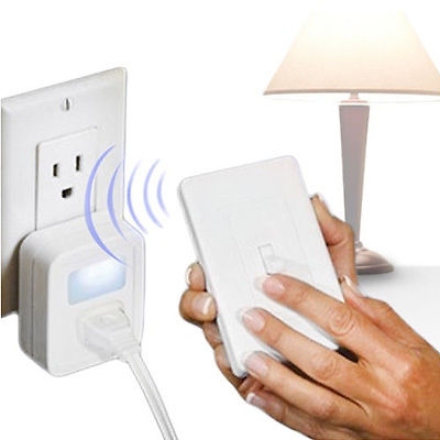 PRESA INTERRUTTORE CON TELECOMANDO WIRELESS SENZA FILI PER APPARECCHI ELETTRICI 